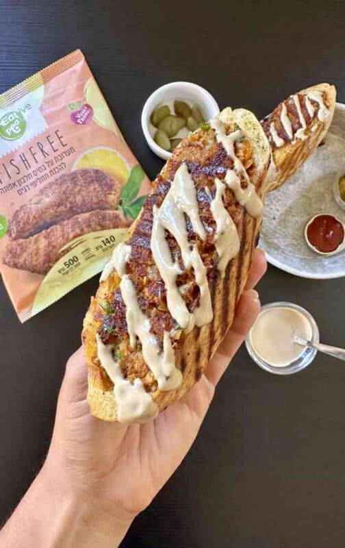 עראיס דגים טבעוני עם תחליף FISHFREE של קריאייטיב פי